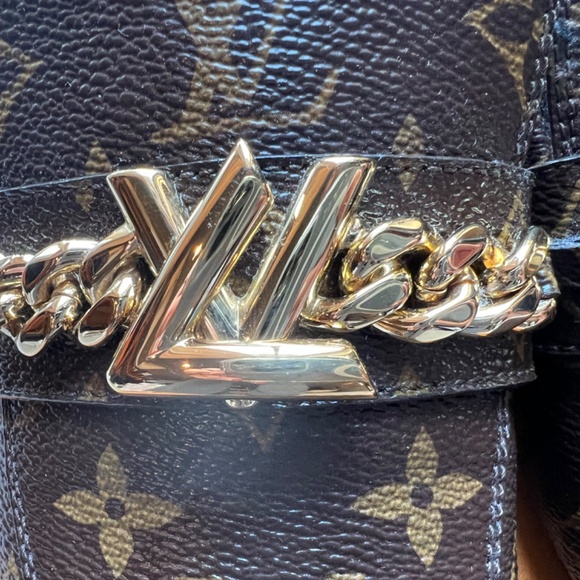 LOUIS VUITTON Monogram Canvas Upper Case Loafer Flats Size 41/10.5 - Picture 4 of 10